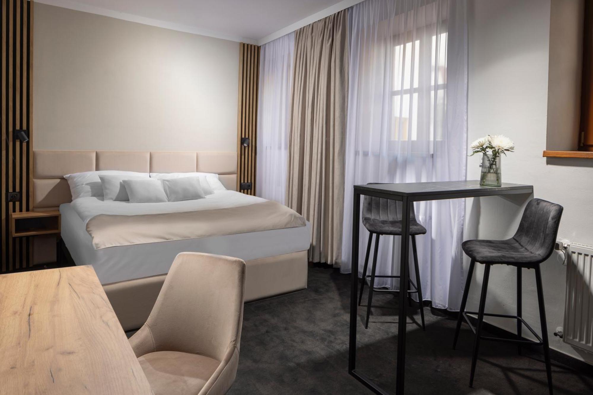 Hotel Savorsky イフラヴァ エクステリア 写真