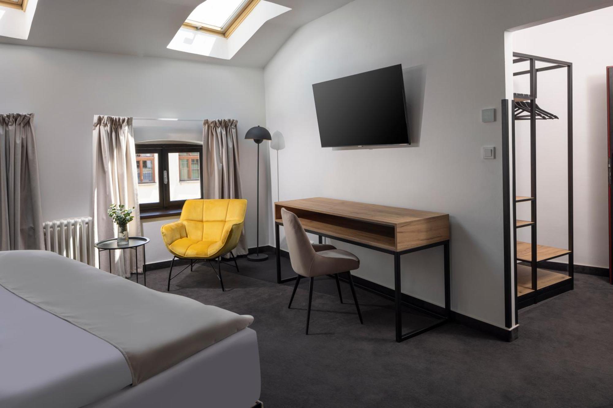 Hotel Savorsky イフラヴァ エクステリア 写真
