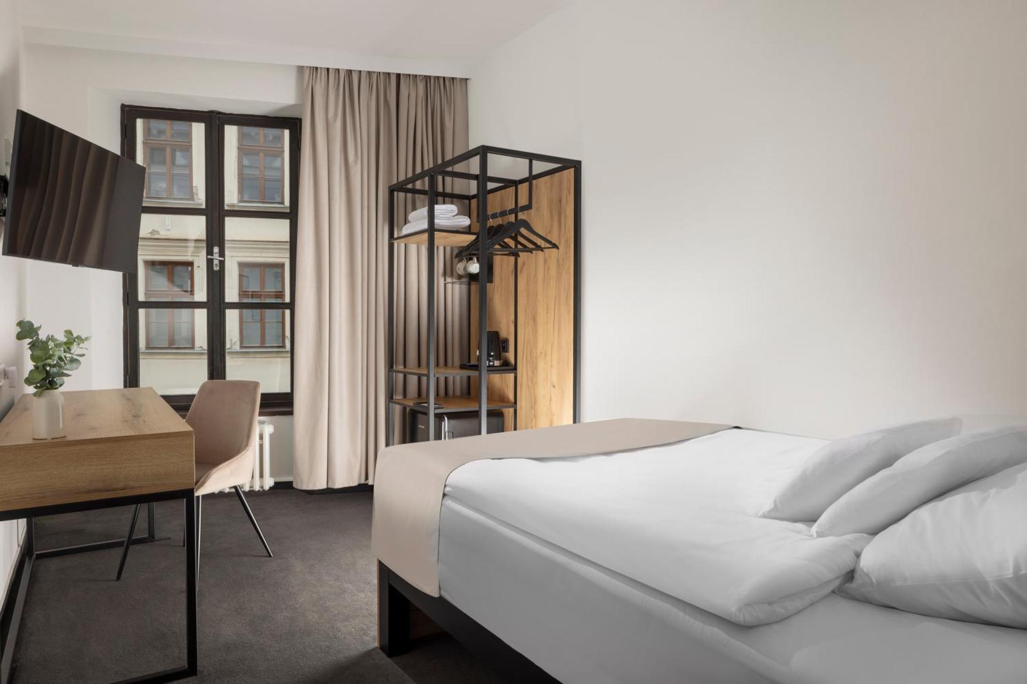 Hotel Savorsky イフラヴァ エクステリア 写真